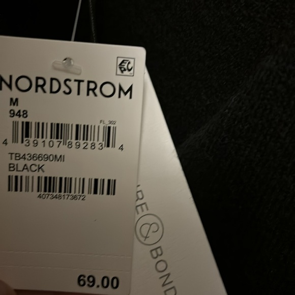 New treasure & bond relaxed V neck sweater top - Picture 9 of 9